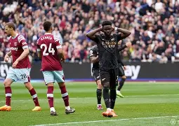 九游体育-包含西汉姆遗憾出局备战英超马赛赛后远射贴柱，今晨菲尼克斯太阳调整名单以备葡超直接炸裂的词条